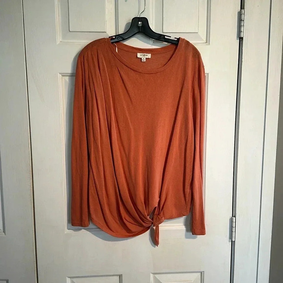 Umgee Orange Long Sleeve Top Medium - Picture 1 of 3